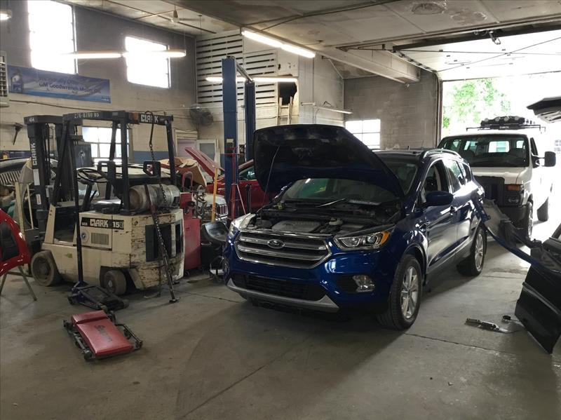 Wright Place Auto Body Pittsfield, IL